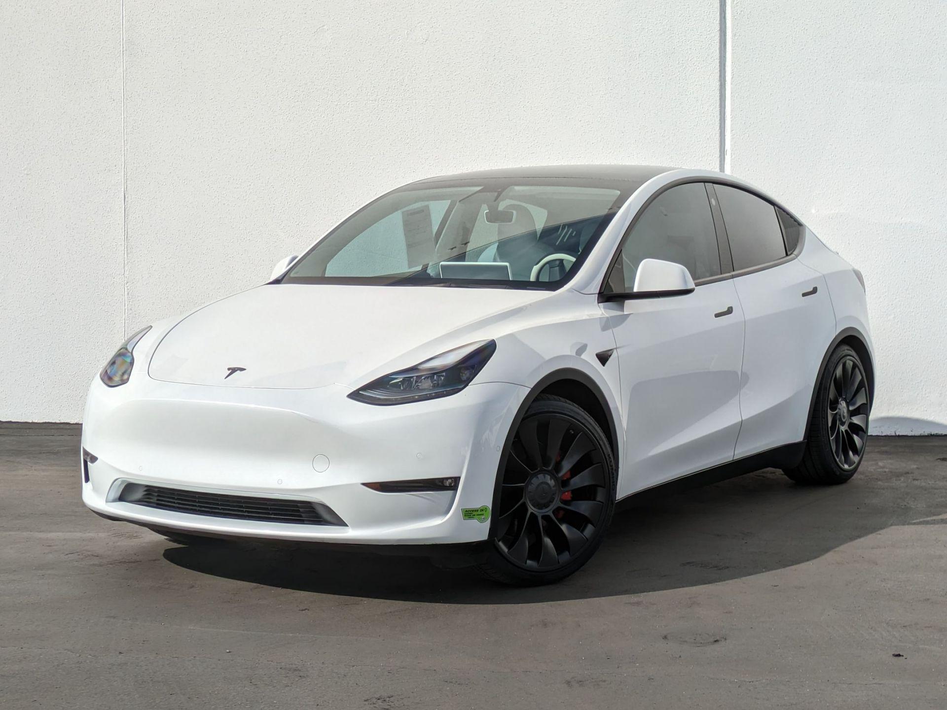 Used 2022 Tesla Model Y Performance Dual Motor ALL-Wheel Drive