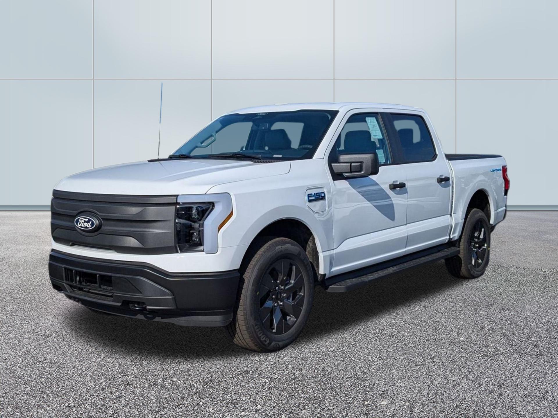 2024 Ford F-150 Lightning PRO