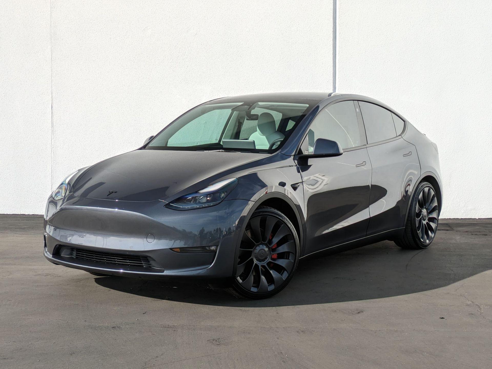 2022 Tesla Model Y Performance Dual Motor ALL-Wheel Drive