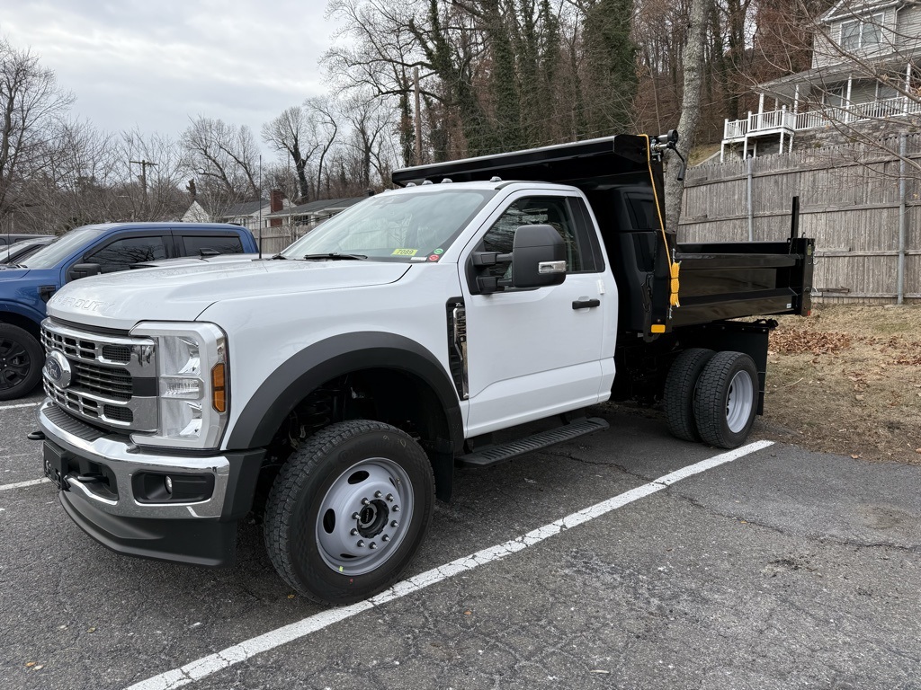 2024 Ford F-550SD XL