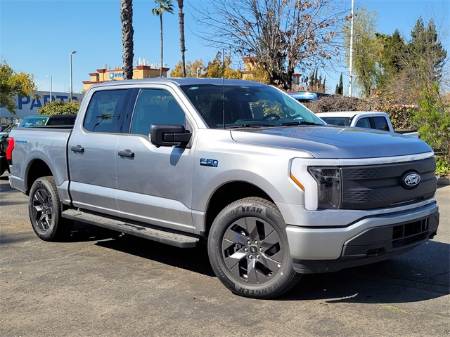 2024 Ford F-150 Lightning XLT