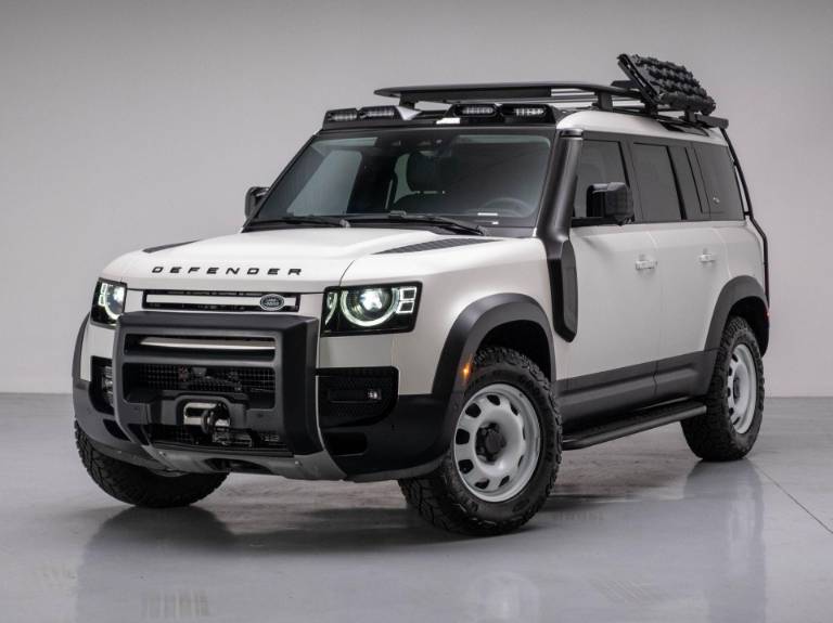 2024 Land Rover Defender 110 P300
