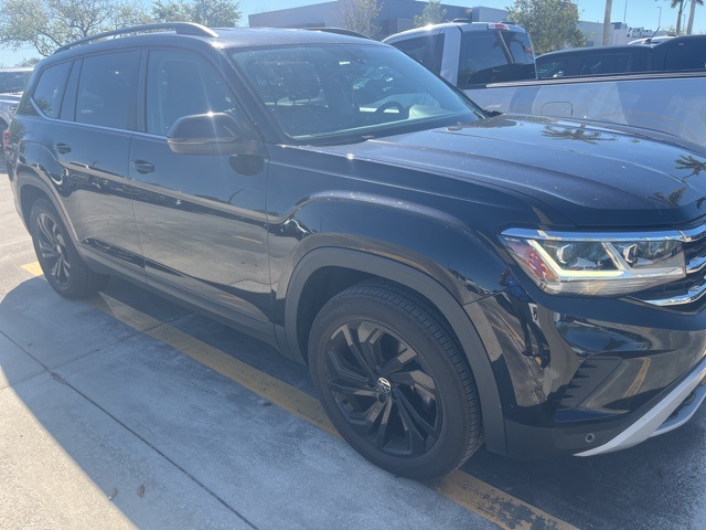 2022 Volkswagen Atlas 2.0T SE w/Technology