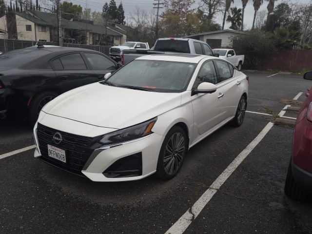 Used 2023 Nissan Altima 2.5 SL