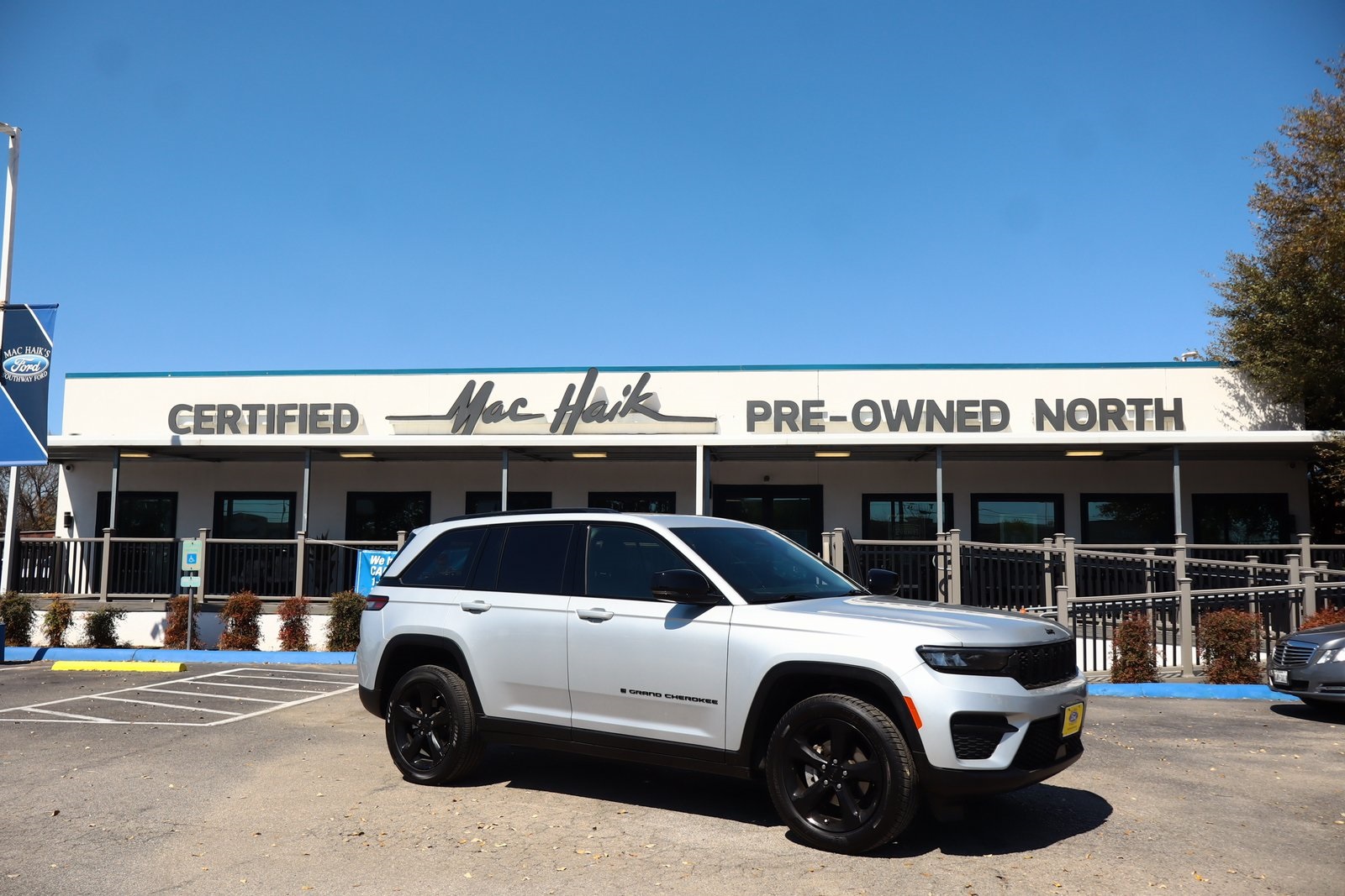 2023 Jeep Grand Cherokee Altitude