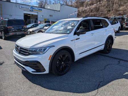 2022 Volkswagen Tiguan 2.0T SE R-Line Black