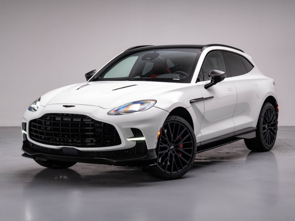 2025 Aston Martin DBX 707