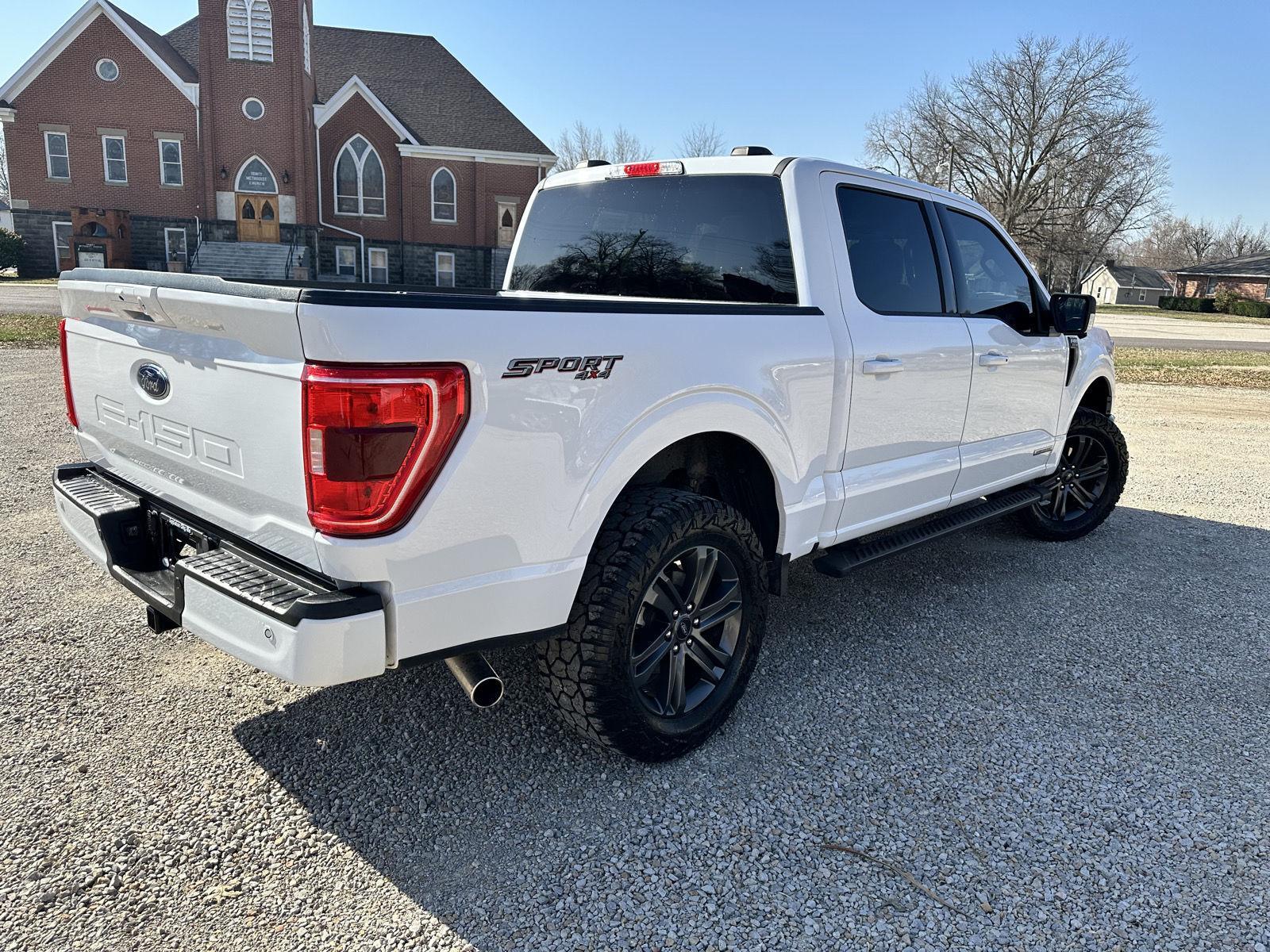 2023 Ford F-150 XLT photo 5