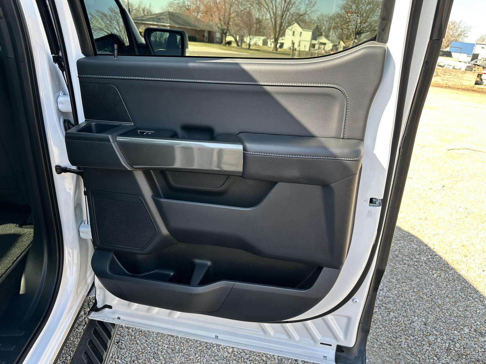 2023 Ford F-150 XLT photo 18
