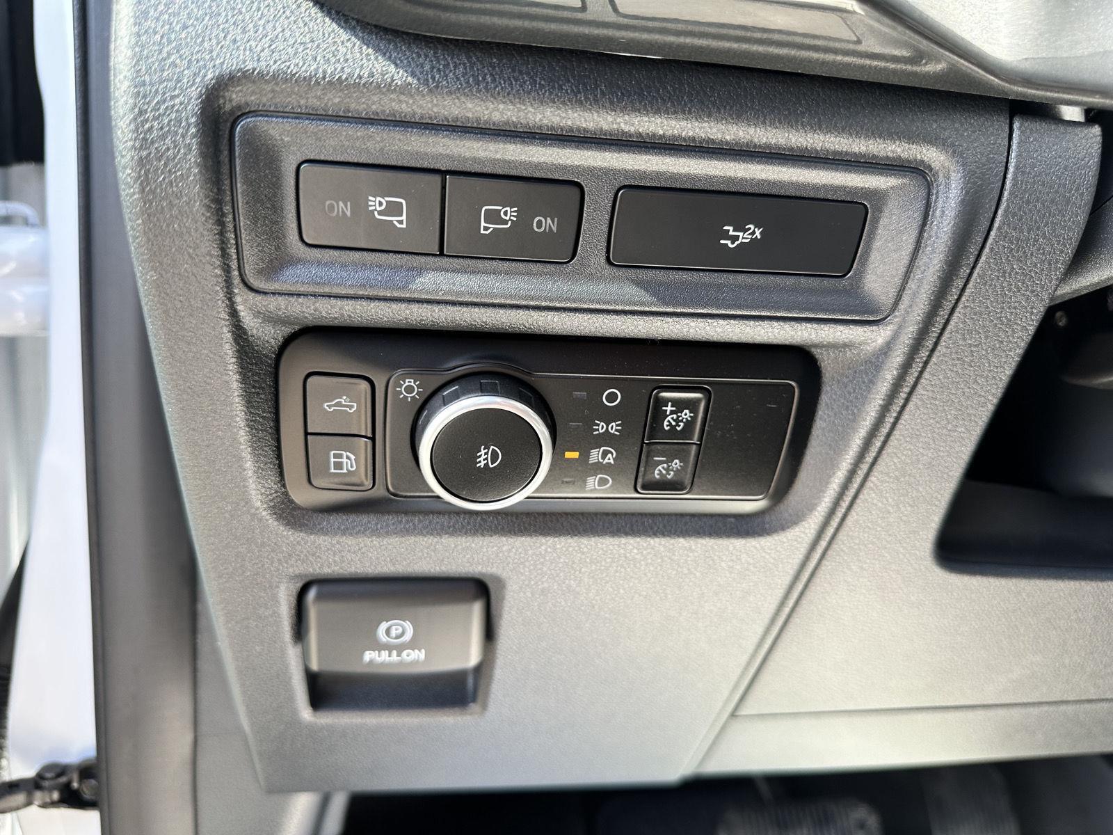 2023 Ford F-150 XLT photo 26