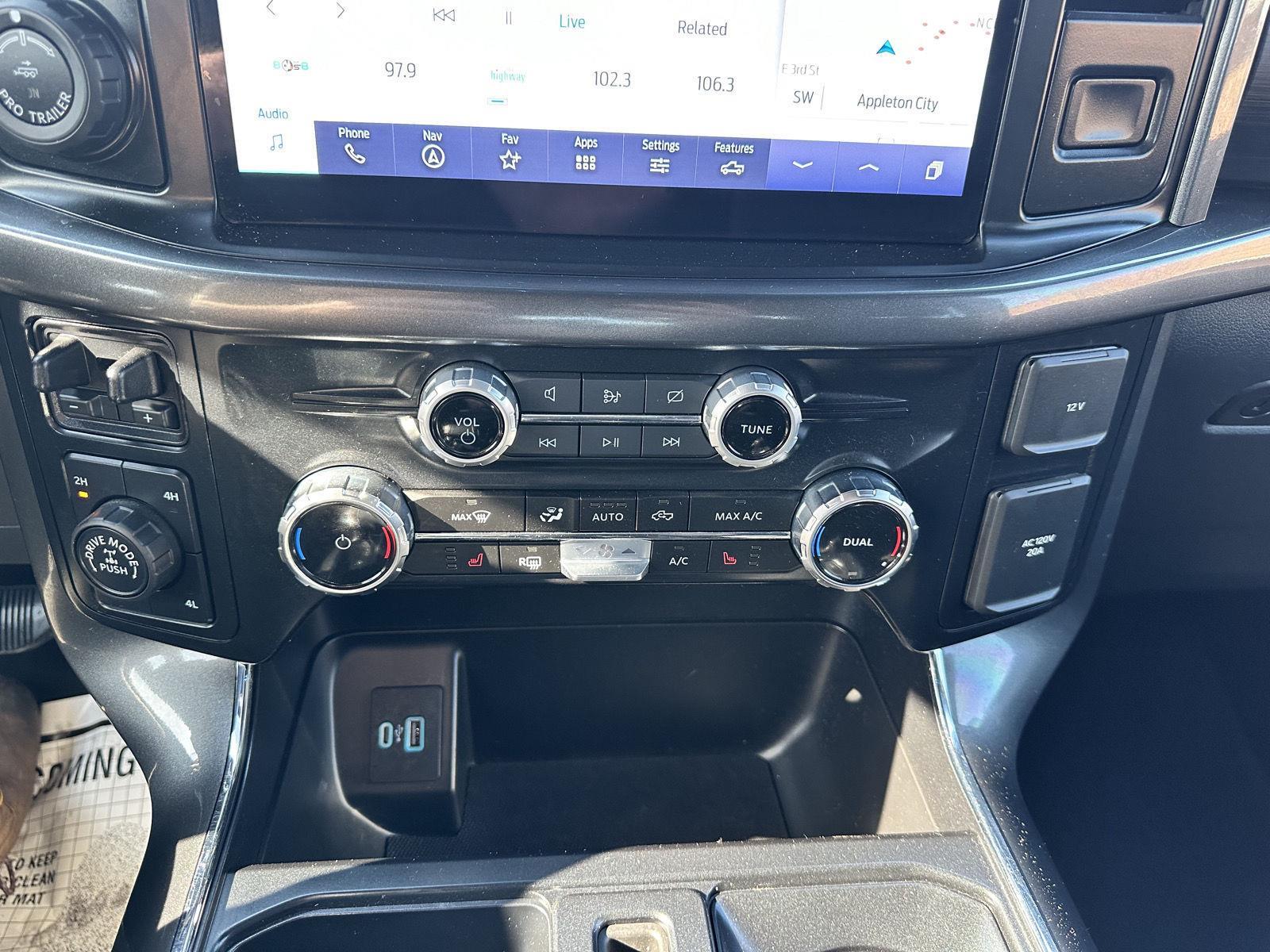 2023 Ford F-150 XLT photo 32