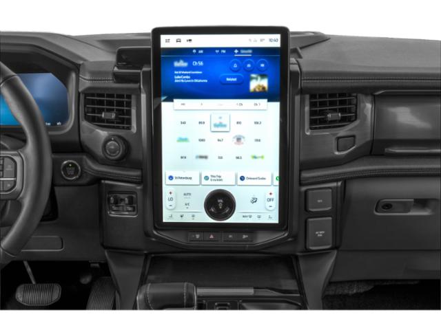 2025 Ford F-150 Lightning photo 29