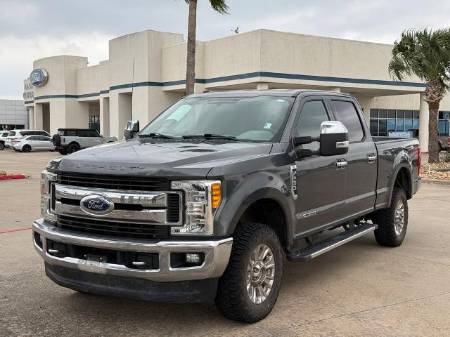 2017 Ford Super Duty F-250 SRW XLT