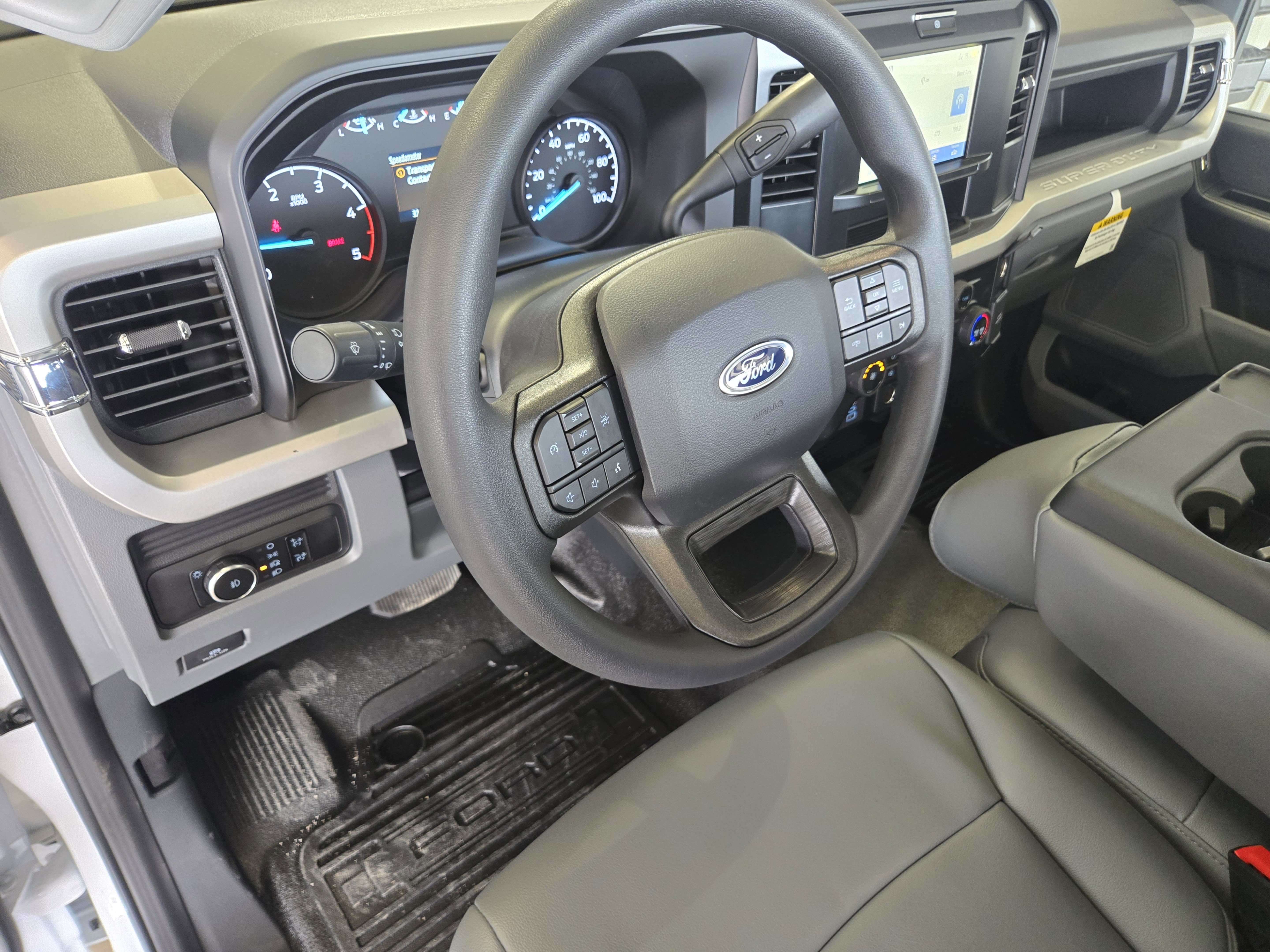 2025 Ford F-350 XL photo 11