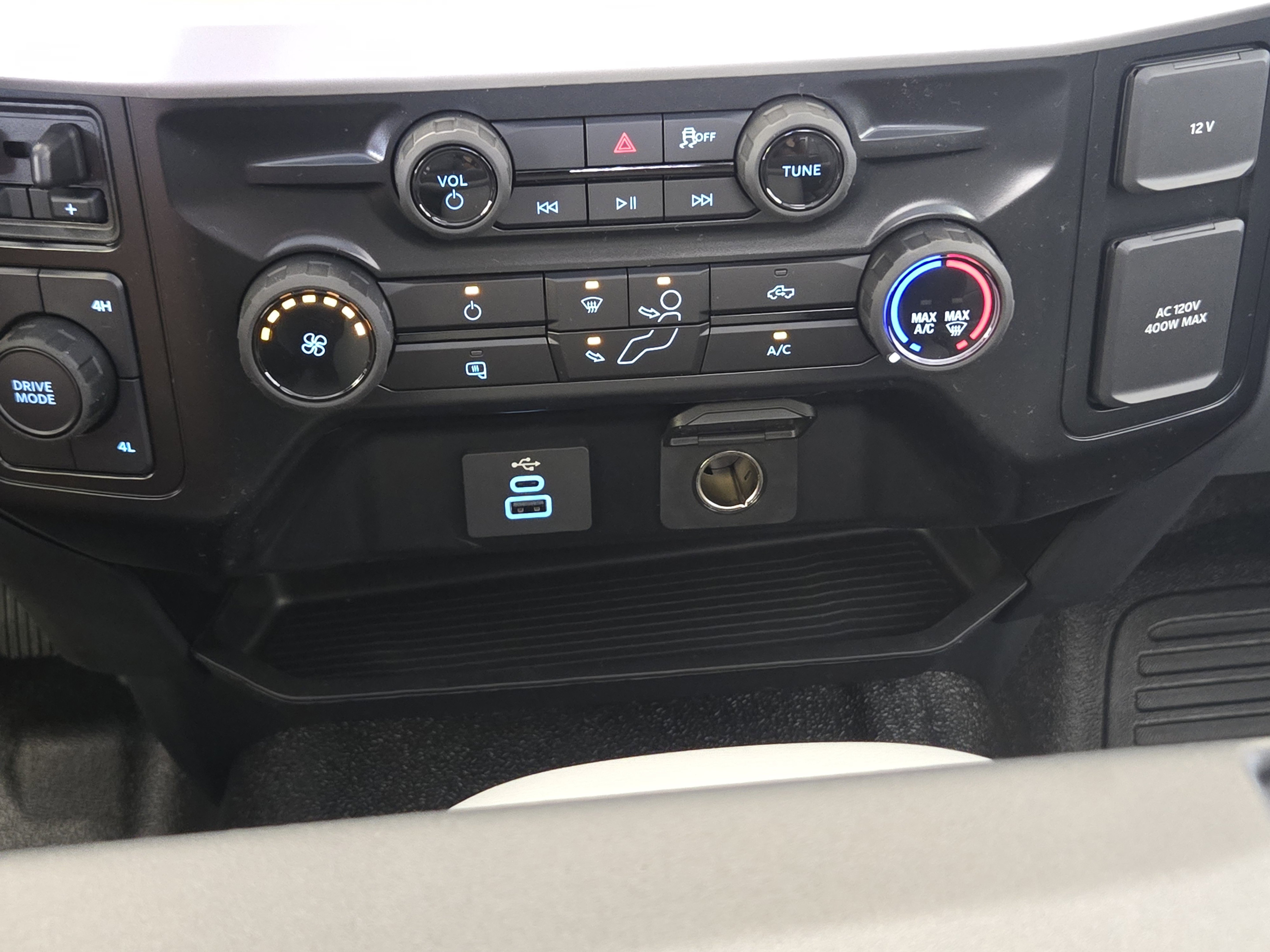 2025 Ford F-350 XL photo 13