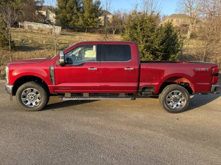 2025 Ford Super Duty F-350 SRW LARIAT