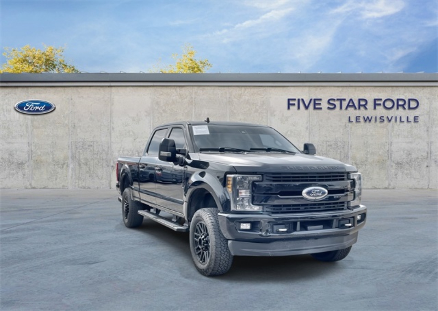 Used 2019 Ford F-350 Super Duty Lariat with VIN 1FT8W3BTXKEE82220 for sale in Lewisville, TX