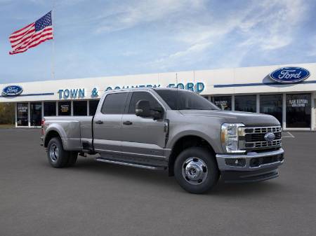 2025 Ford Super Duty F-350 DRW XLT