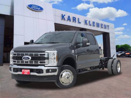 2025 Ford Super Duty F-550 DRW XL