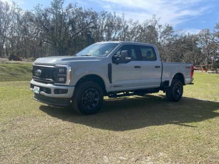 2025 Ford F-350 XL 4X4 CREW w/STX Pkg.