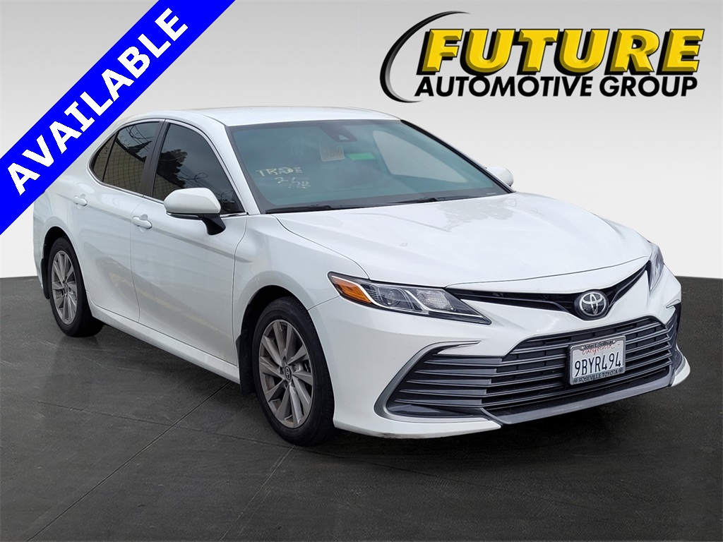 Used 2022 Toyota Camry LE