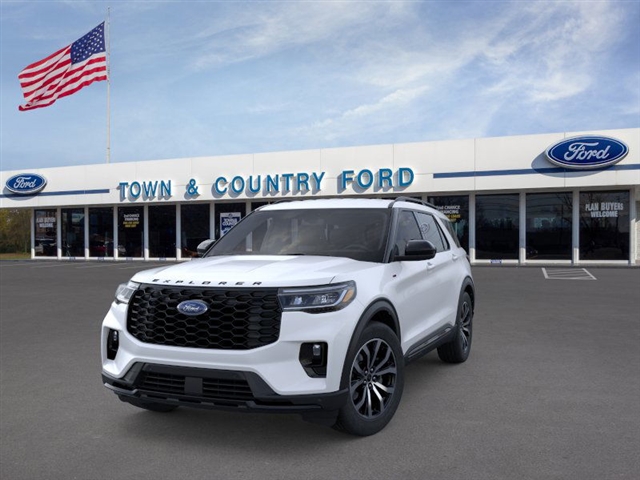 2025 Ford Explorer ST-Line photo 2