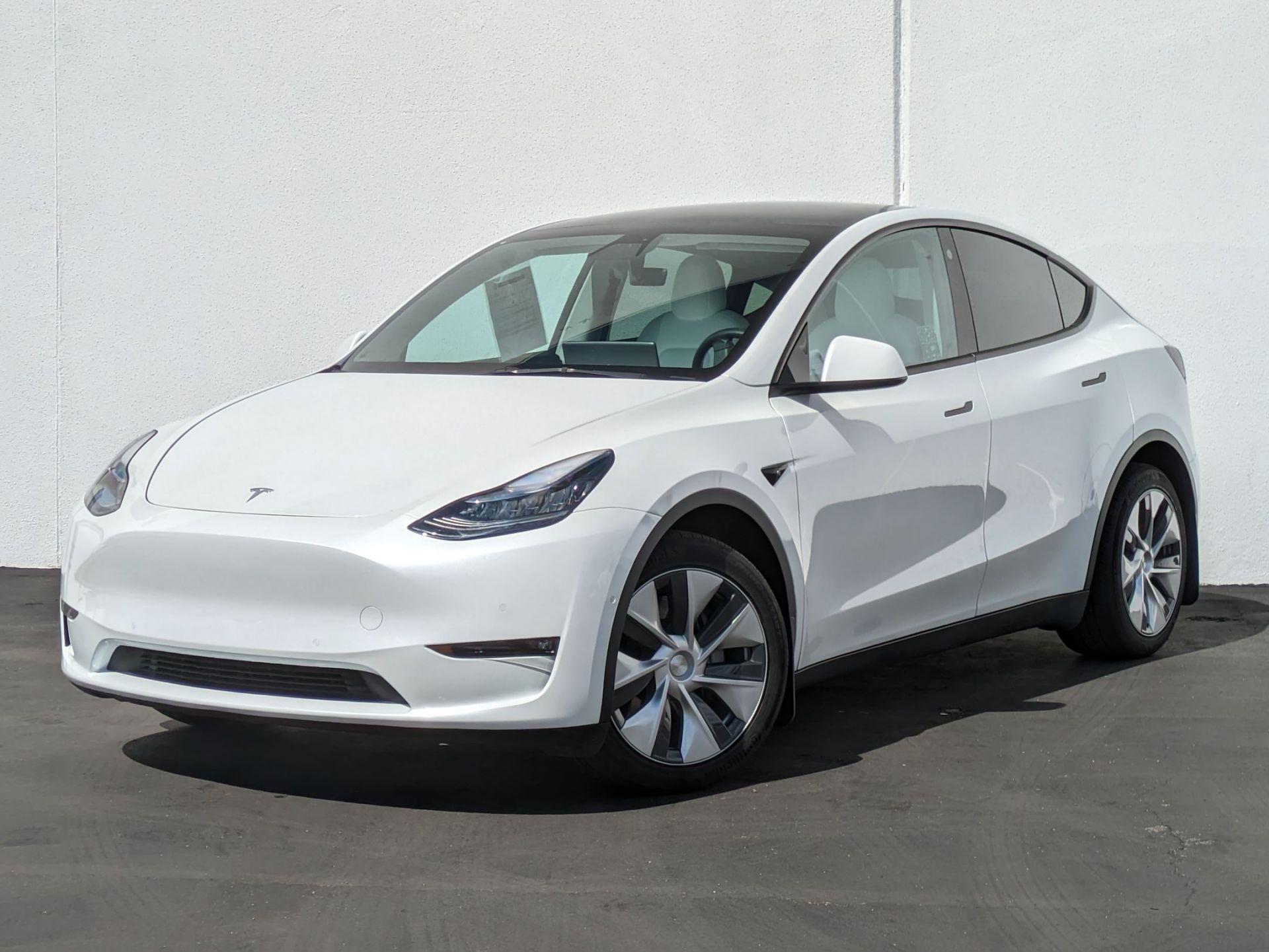 Used 2022 Tesla Model Y Long Range Dual Motor ALL-Wheel Drive