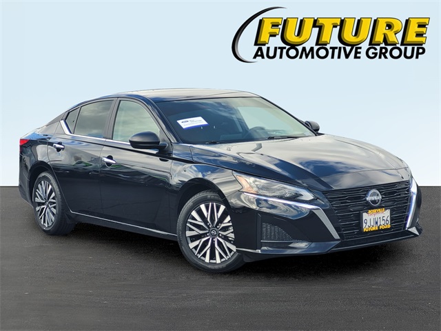 Used 2024 Nissan Altima 2.5 SV