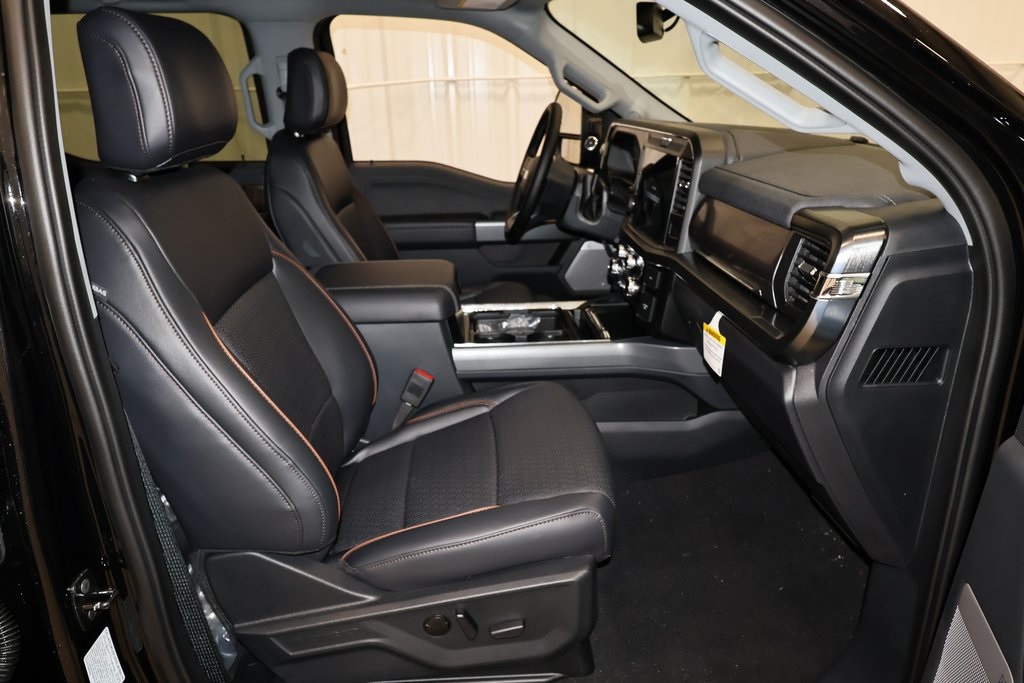 2025 Ford F-350 photo 13