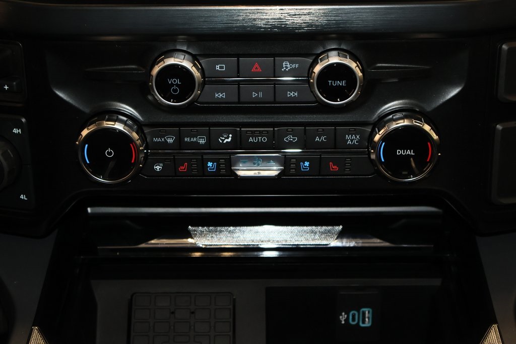 2025 Ford F-350 photo 21