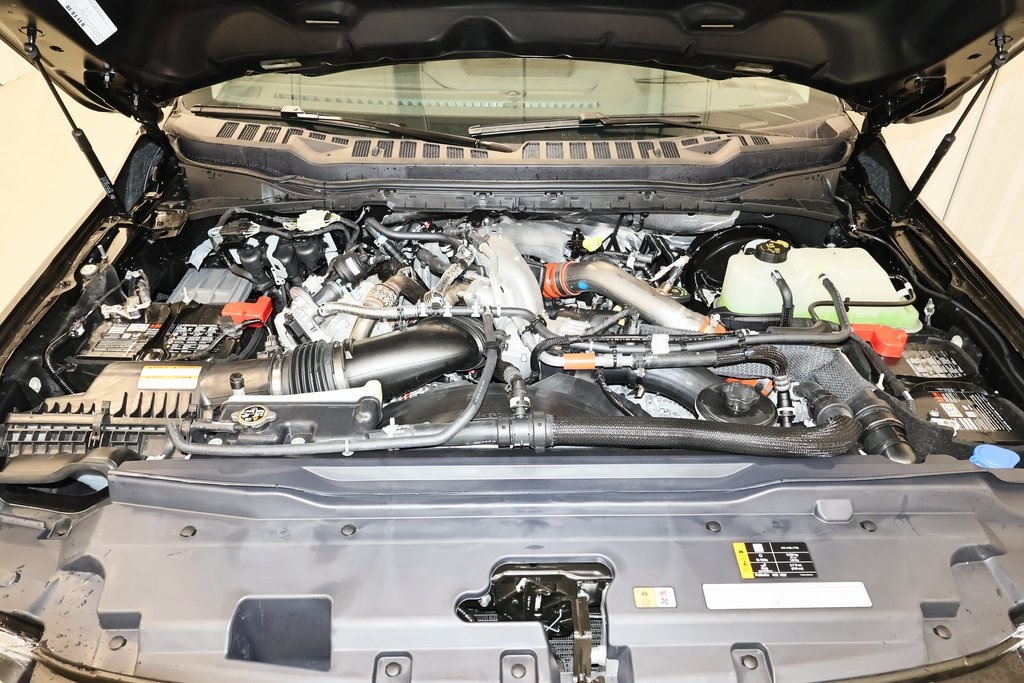 2025 Ford F-350 photo 32