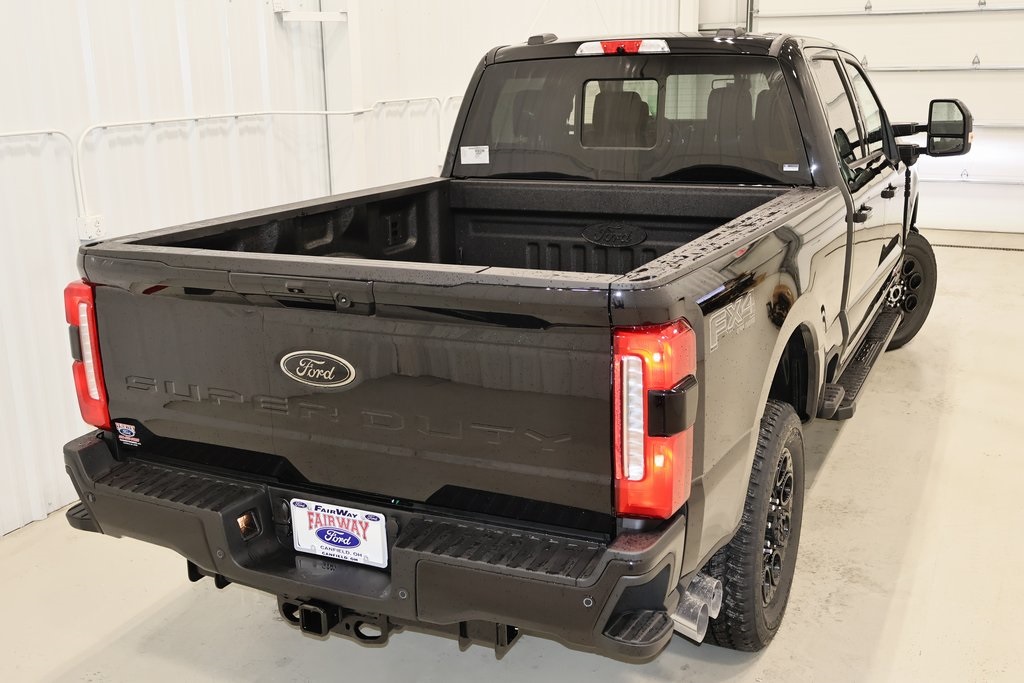 2025 Ford F-350 photo 33