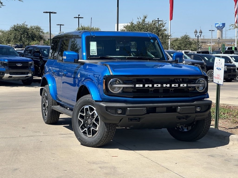 2024 Ford Bronco Outer Banks