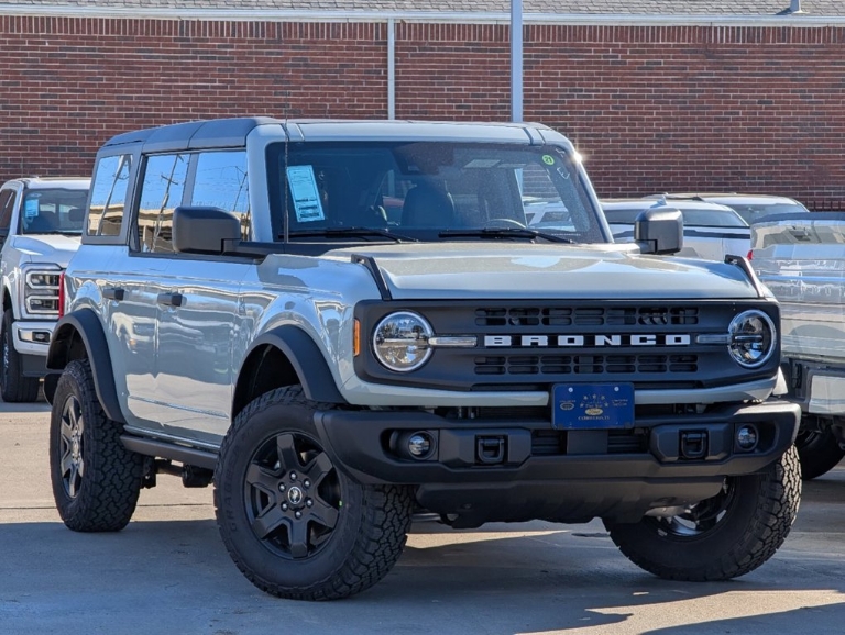 2024 Ford Bronco Black Diamond