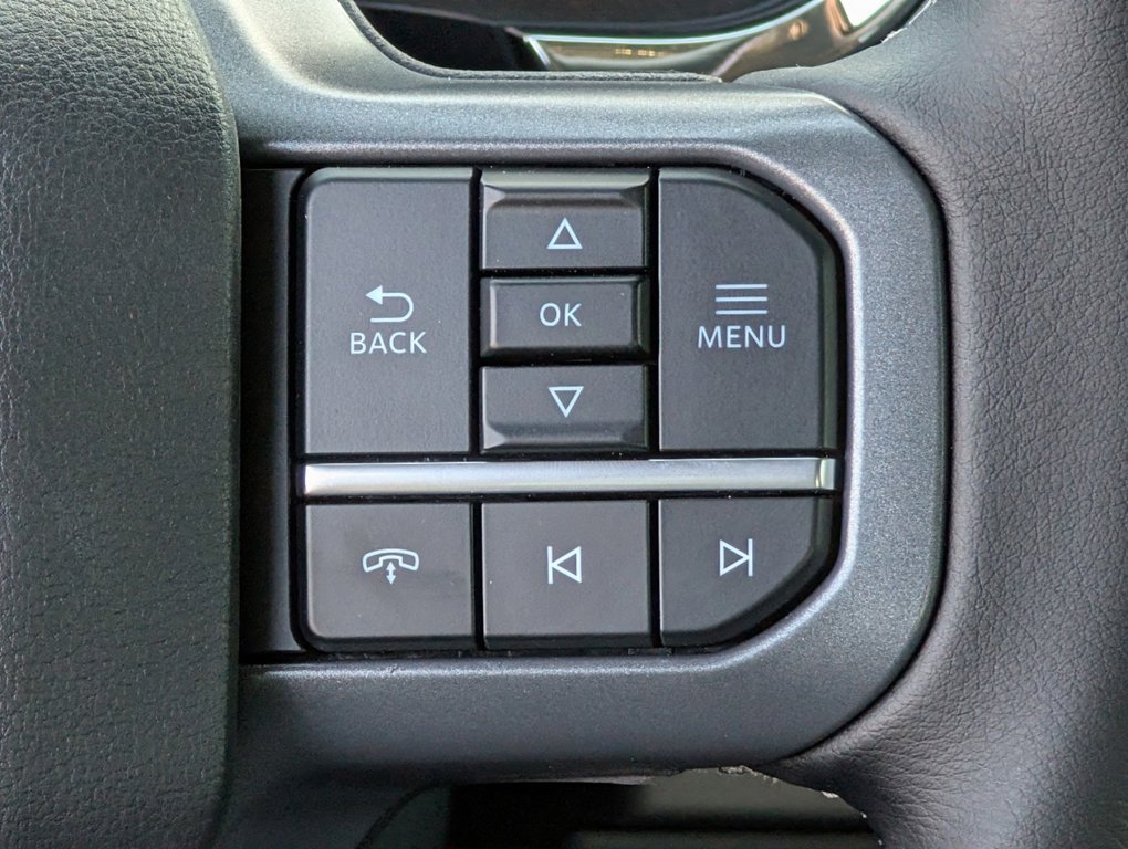 2024 Ford F-150 Lightning XLT photo 11