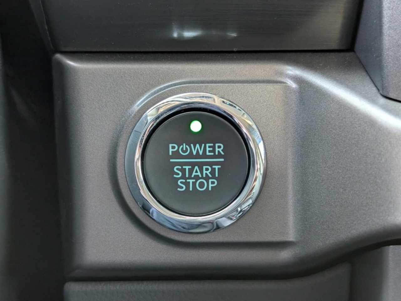 2024 Ford F-150 Lightning XLT - Photo 20