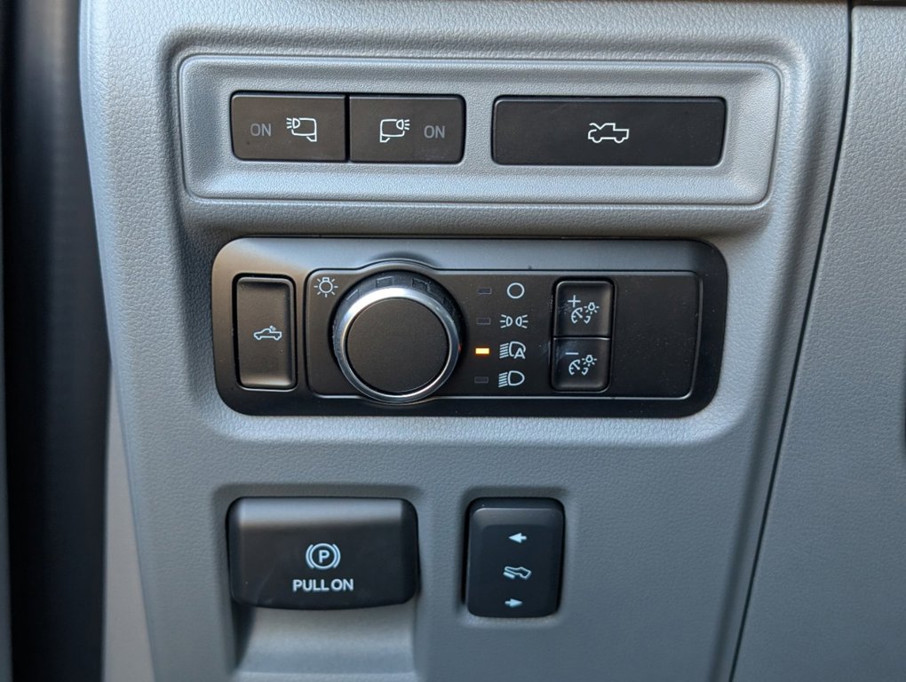 2024 Ford F-150 Lightning XLT photo 17