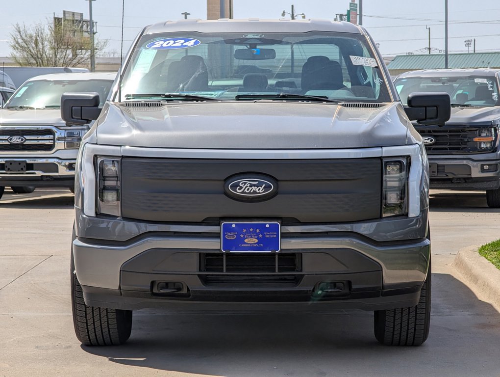 2024 Ford F-150 Lightning XLT photo 6