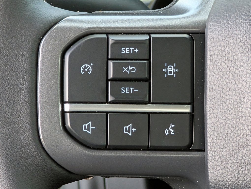 2024 Ford F-150 Lightning XLT photo 11