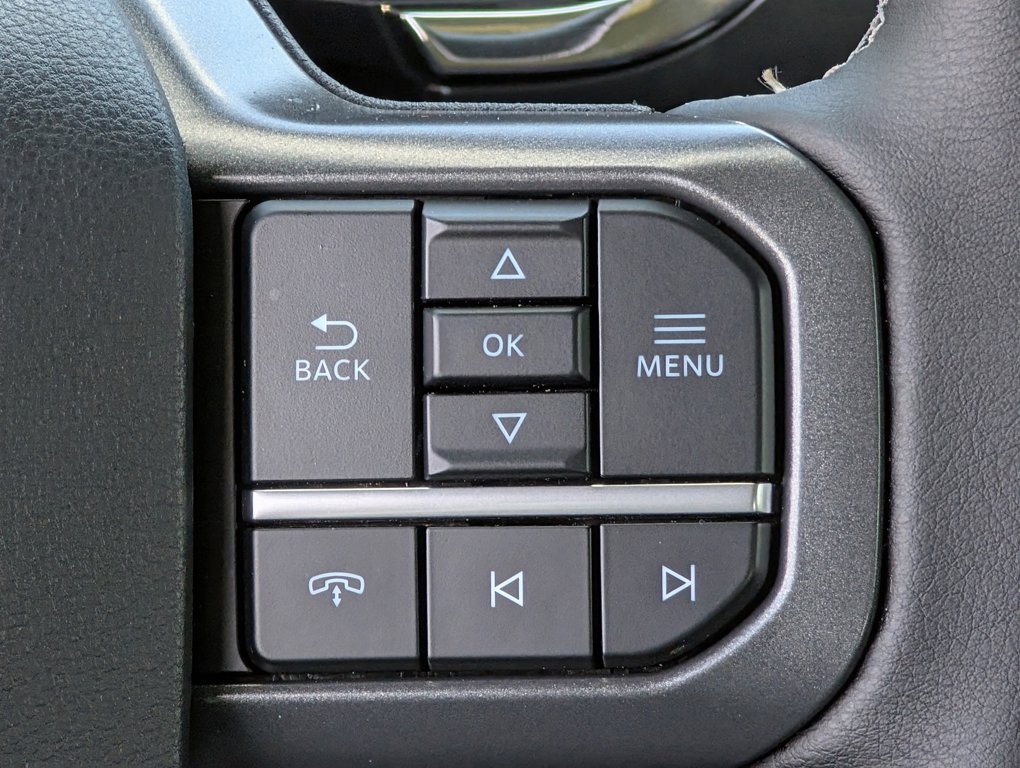 2024 Ford F-150 Lightning XLT photo 12