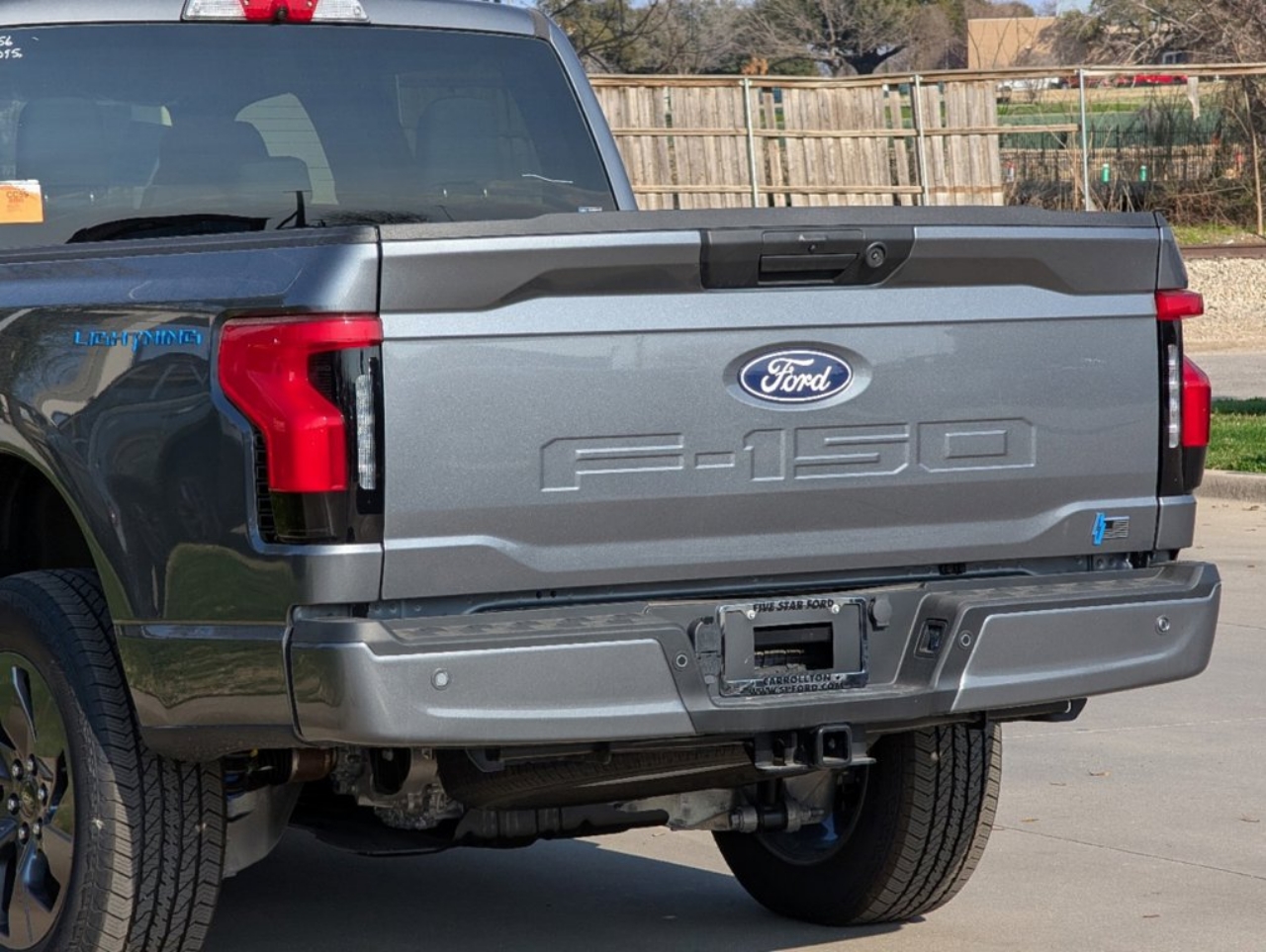 2024 Ford F-150 Lightning XLT - Photo 6