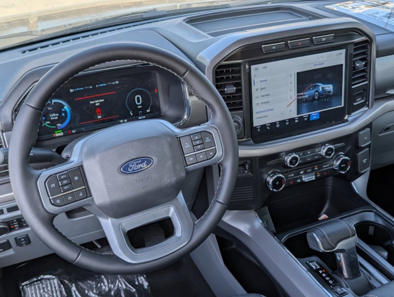 2024 Ford F-150 Lightning XLT - Photo 12