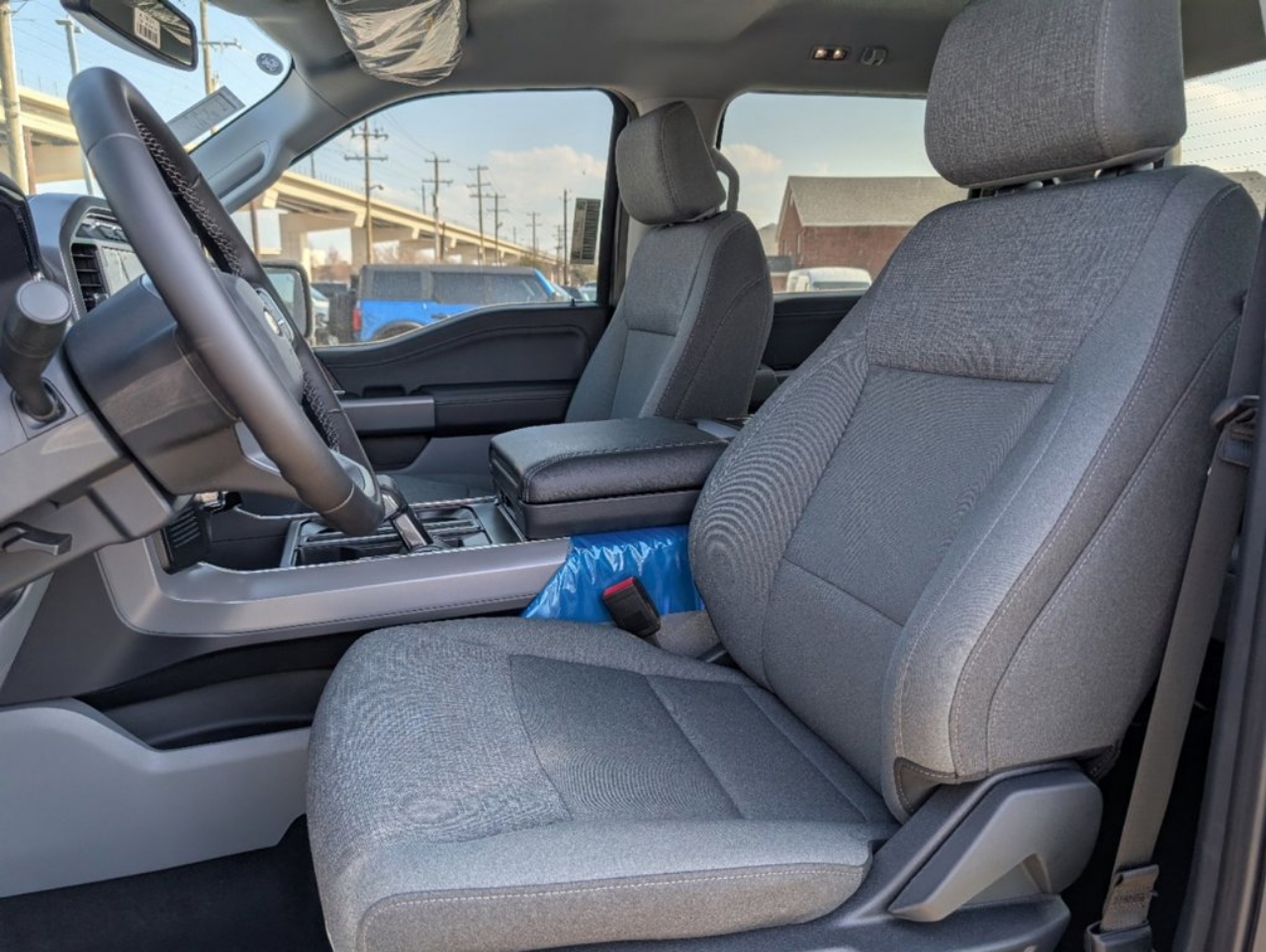 2024 Ford F-150 Lightning XLT - Photo 24