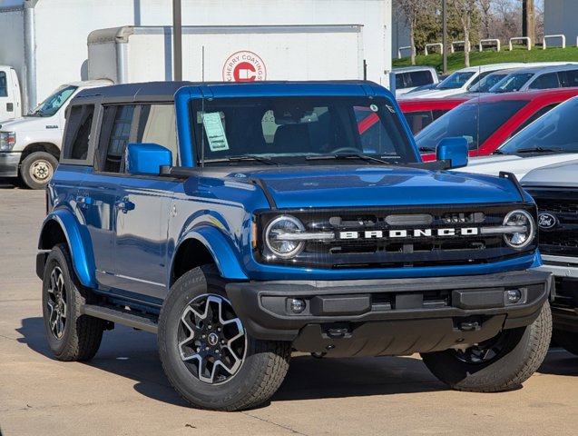 New 2024 Ford Bronco Outer Banks