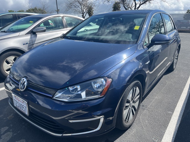 Used 2016 Volkswagen E-Golf SE