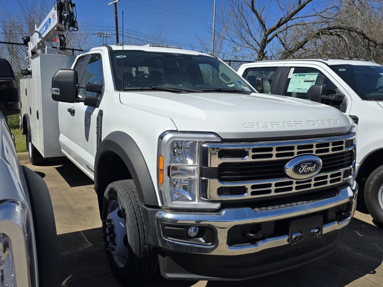 2023 Ford F-550 Super Duty Chassis Cab XL's photo
