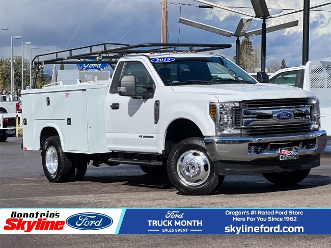 2019 Ford F-350SD XL w/Service Body