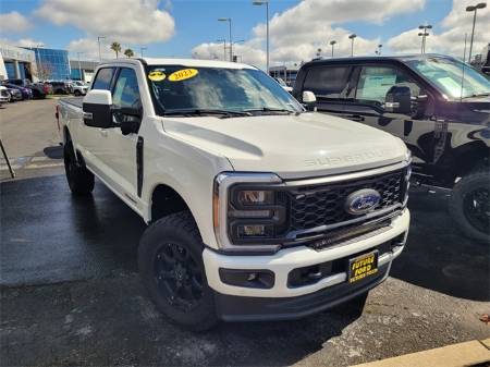 2023 Ford F-250SD LARIAT