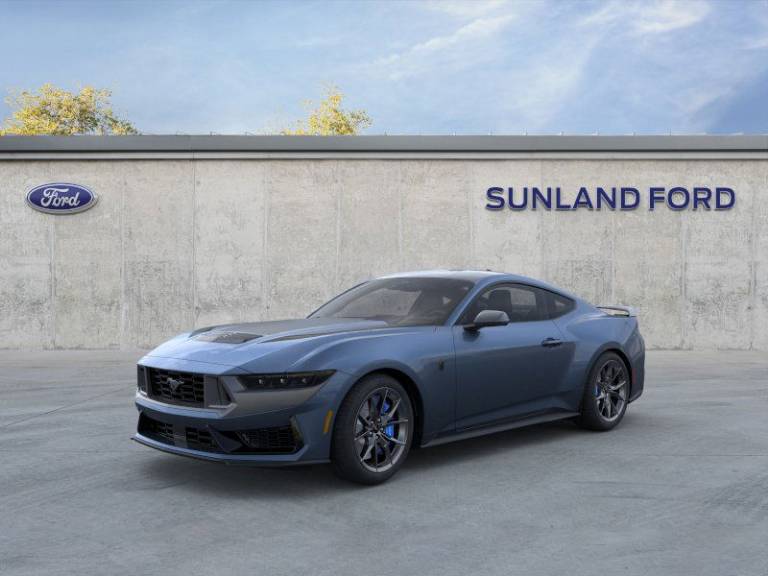 2025 Ford Mustang Dark Horse