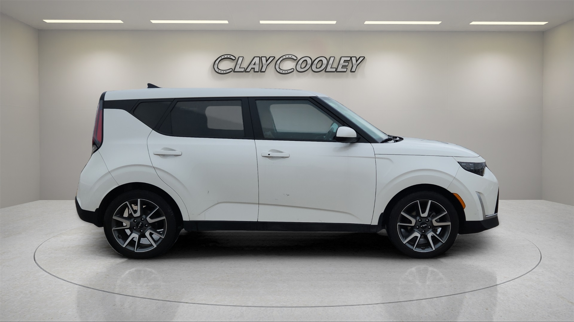 Used 2024 Kia Soul EX with VIN KNDJ33AU2R7898720 for sale in Irving, TX